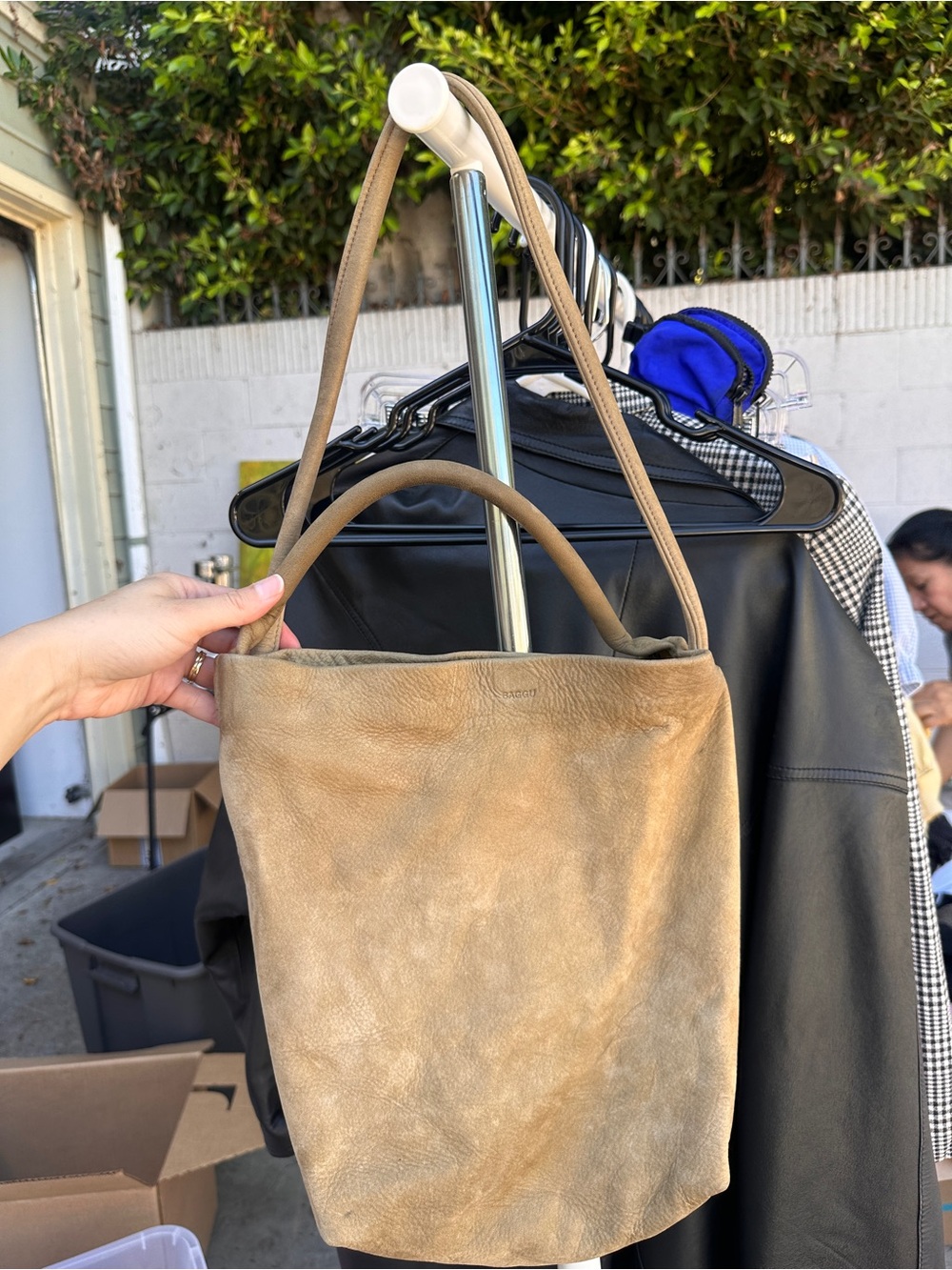 BAGGU Suede Tan Bucket Bag